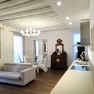 Sara S Luxury Five Minutes From Piazza San Marco Apartment Venice