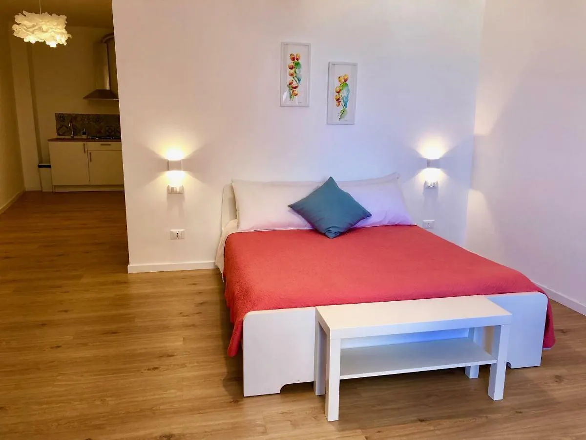 Casa de hóspedes Mondello Beach - Rooms By The Sea