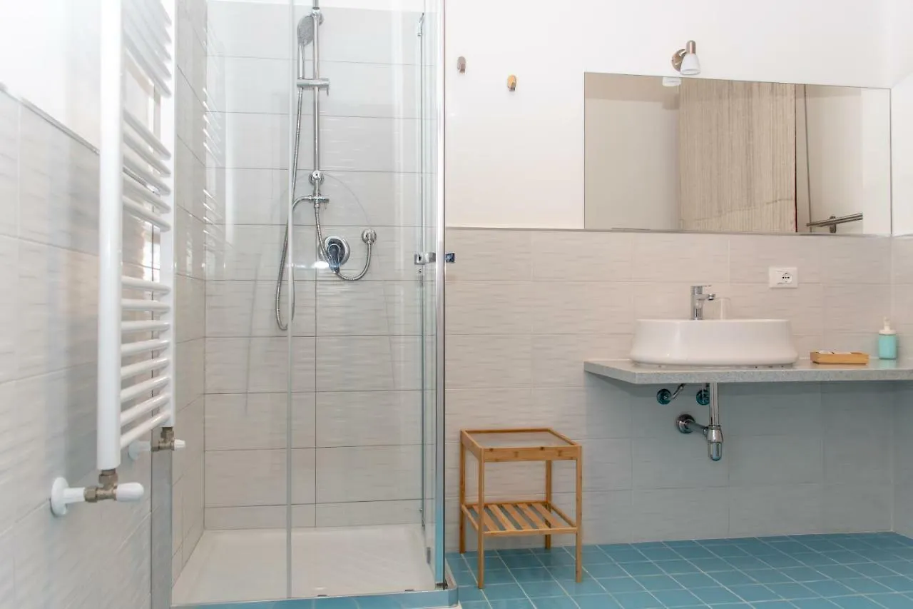 Mondello Beach Rooms - By The Sea Guest house