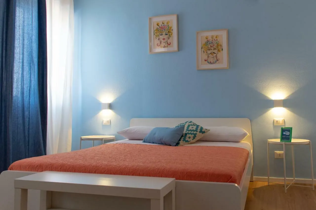 Mondello Beach Rooms - By The Sea 0*,  Italy